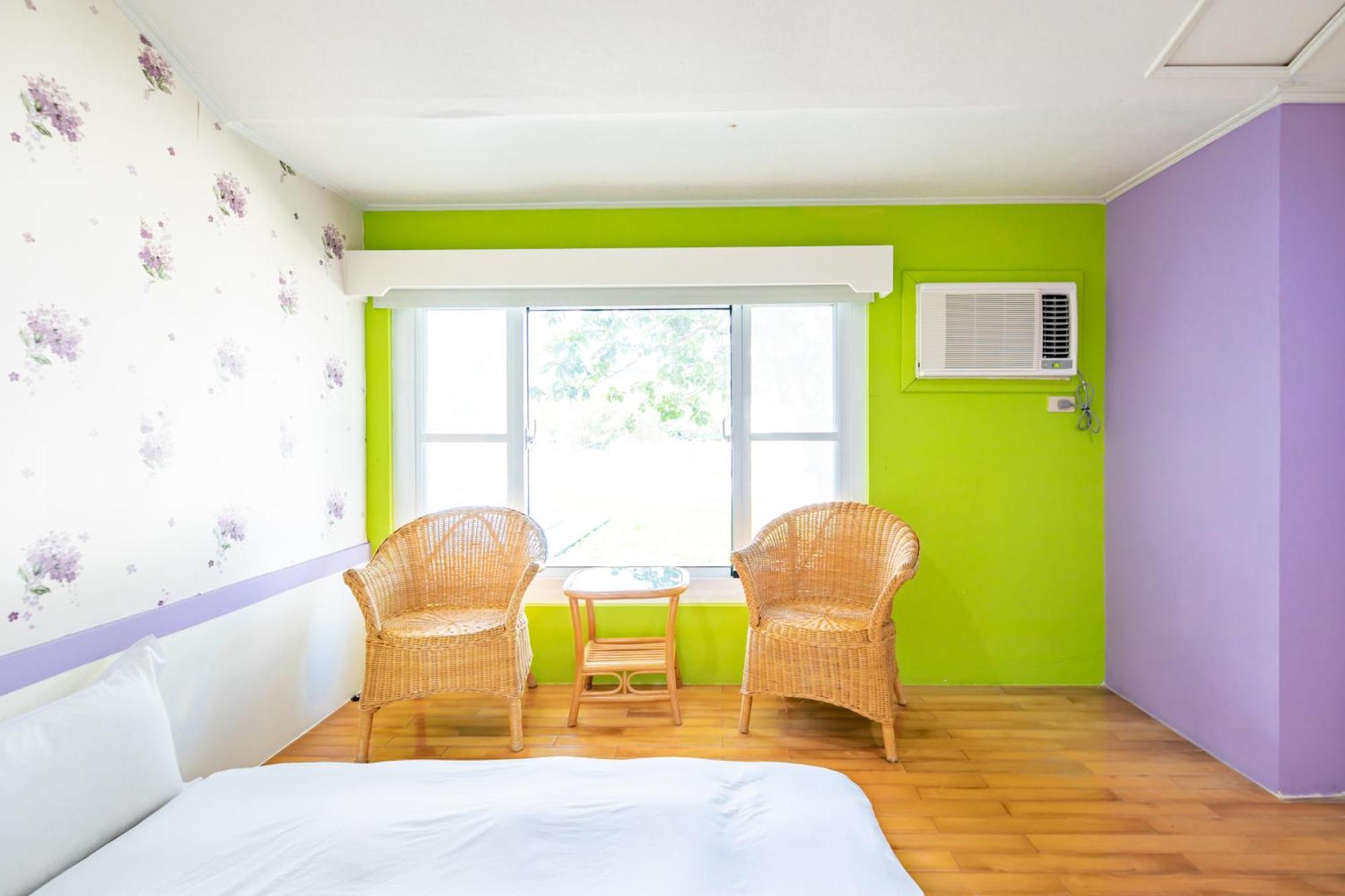Lovestar Lakeside Hotel - Stars Building Nanwan Quarto foto